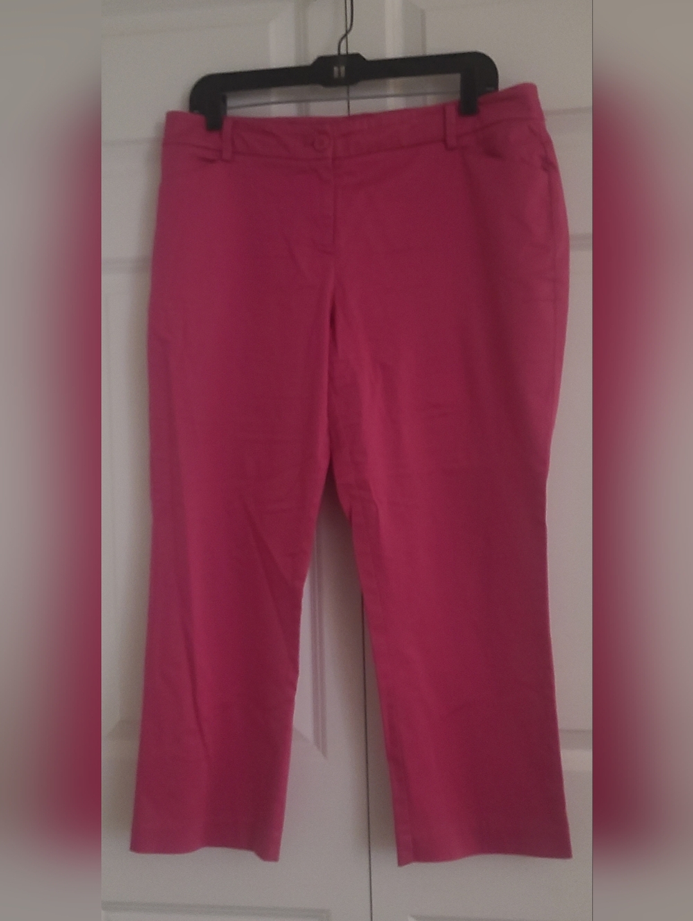 New York & Company Hot Pink Cropped Pants Size 10- EUC